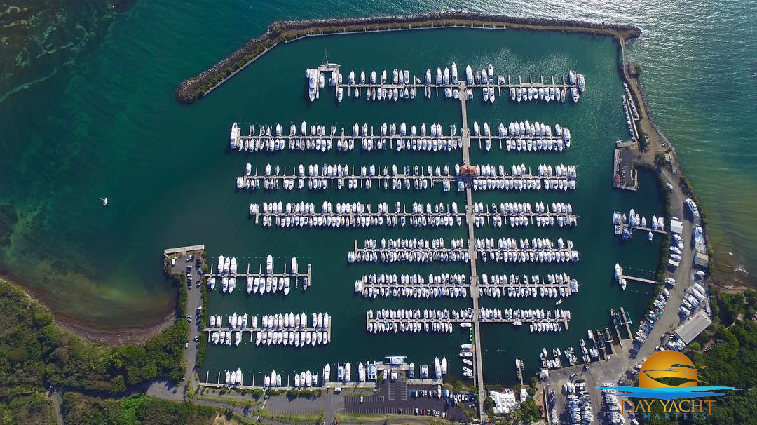 Flybridge yacht cruising the east coast of Puerto Rico, luxury yacht charter Puerto Rico
